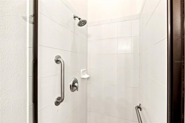 8059 36TH STREET CIRCLE E, Sarasota, FL 34243