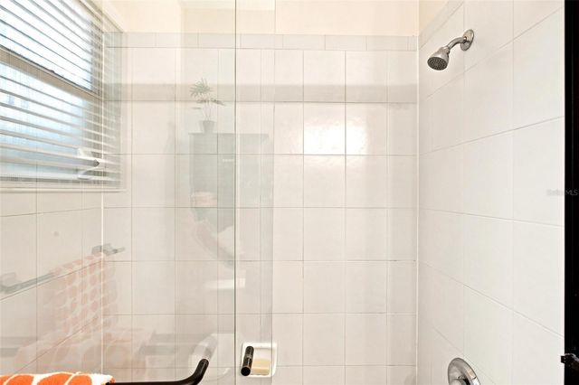 8059 36TH STREET CIRCLE E, Sarasota, FL 34243