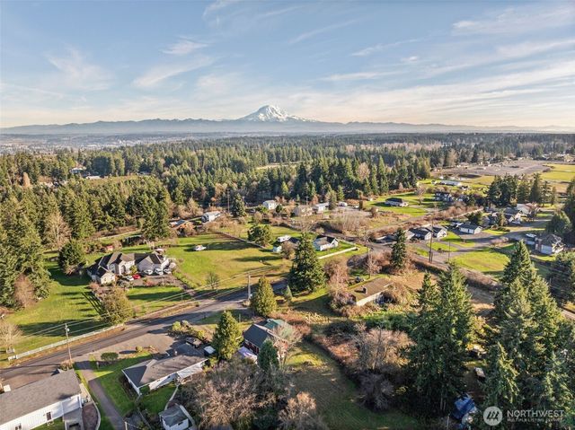 6222 36th Avenue E, Tacoma, WA 98443