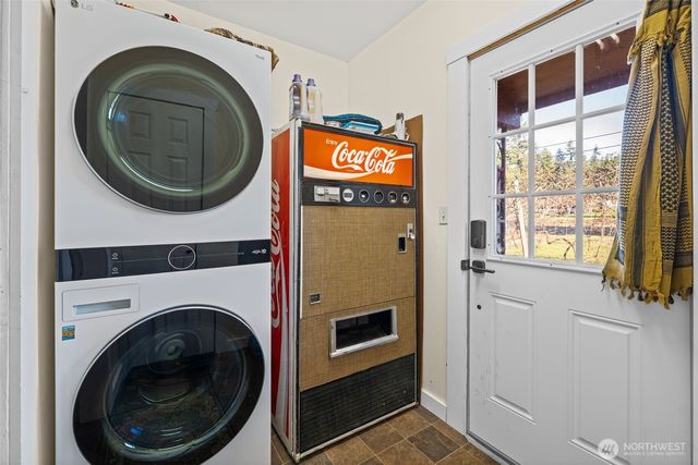 6222 36th Avenue E, Tacoma, WA 98443