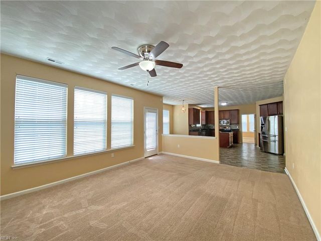 3207 Hearring WAY, Chesapeake, VA 23323