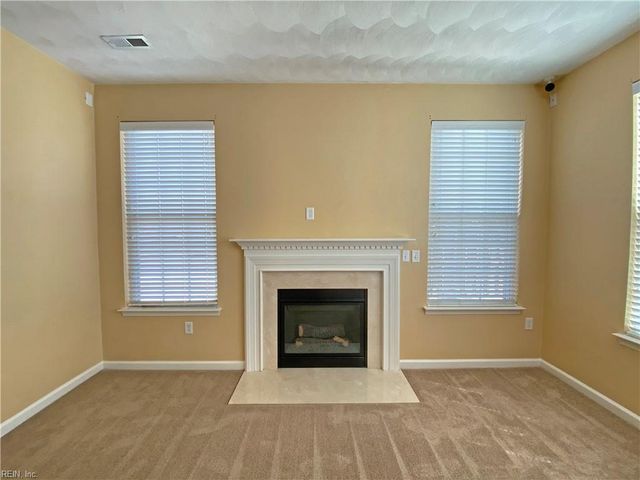 3207 Hearring WAY, Chesapeake, VA 23323