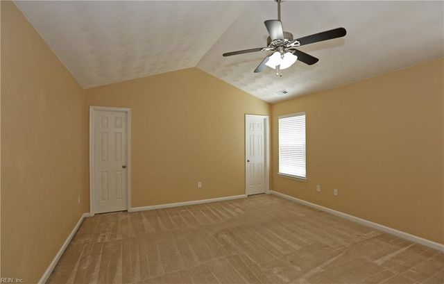 3207 Hearring WAY, Chesapeake, VA 23323