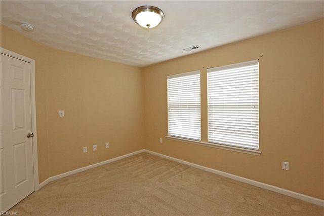 3207 Hearring WAY, Chesapeake, VA 23323