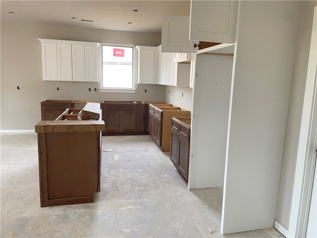 411 W Hondo Street, Siloam Springs, AR 72761