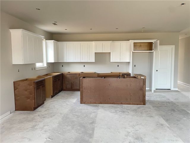 411 W Hondo Street, Siloam Springs, AR 72761