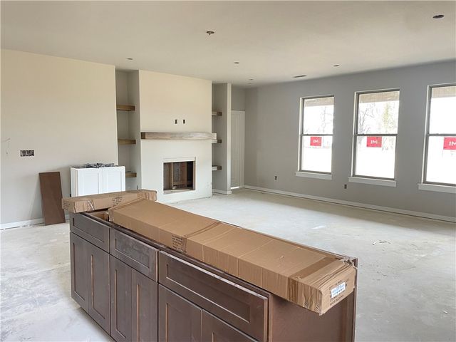 411 W Hondo Street, Siloam Springs, AR 72761