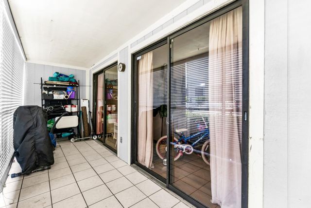 9729 Hammocks Boulevard 101e, Miami, FL 33196