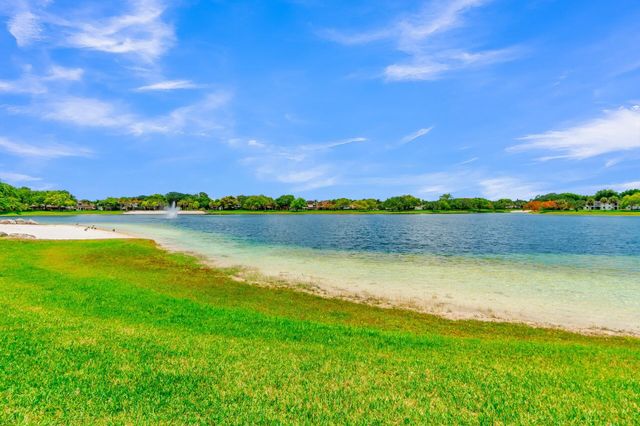 9729 Hammocks Boulevard 101e, Miami, FL 33196
