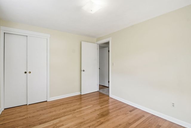 60 Jeanne Marie St, Springfield, MA 01129