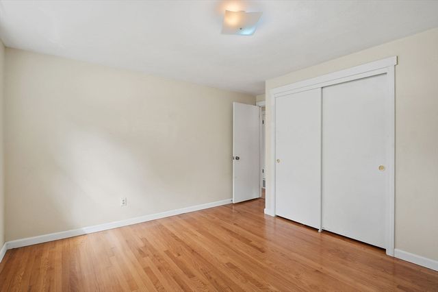 60 Jeanne Marie St, Springfield, MA 01129