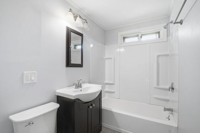 60 Jeanne Marie St, Springfield, MA 01129