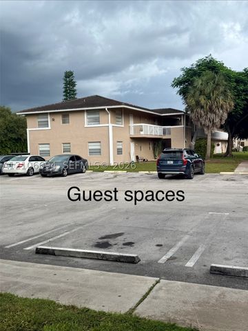 1032 Twin Lakes Dr 21-G, Coral Springs, FL 33071