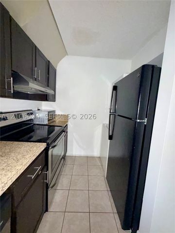 1032 Twin Lakes Dr 21-G, Coral Springs, FL 33071