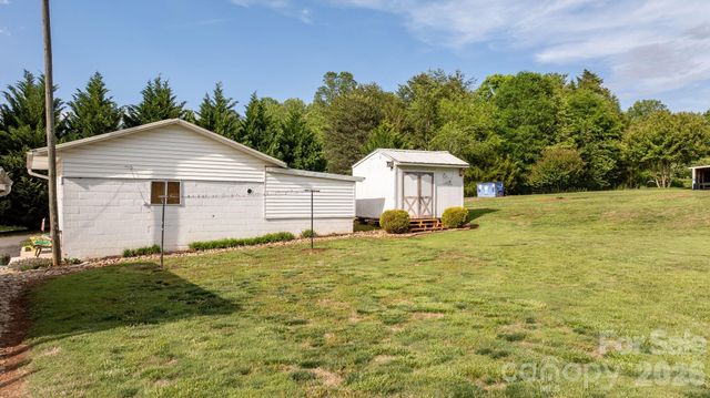 2582 Startown Road, Newton, NC 28658