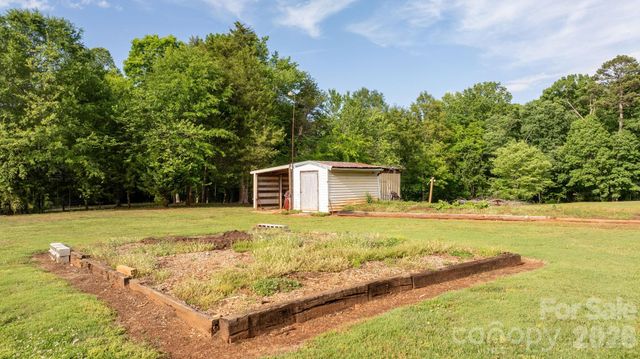 2582 Startown Road, Newton, NC 28658