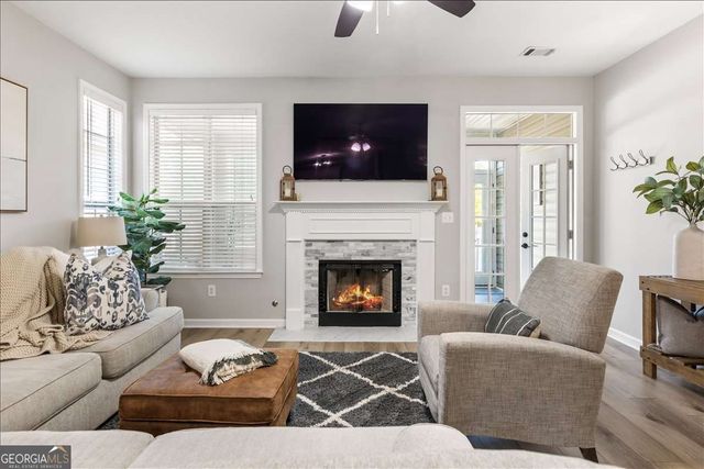 2765 Hamby Street SE, Smyrna, GA 30080