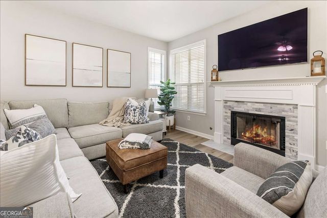 2765 Hamby Street SE, Smyrna, GA 30080