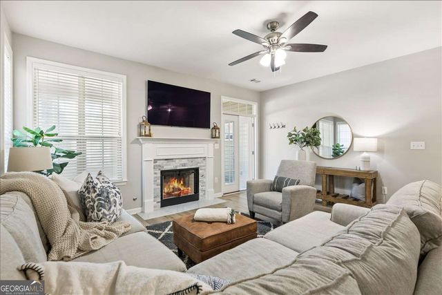 2765 Hamby Street SE, Smyrna, GA 30080