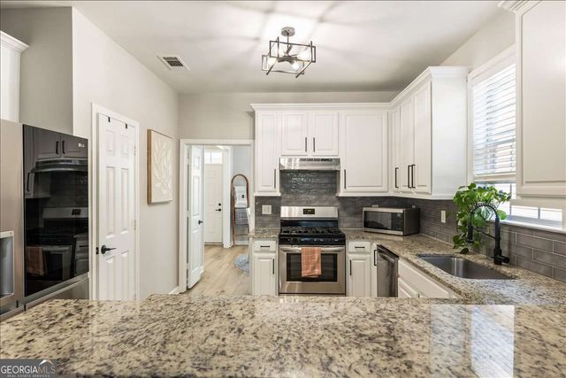 2765 Hamby Street SE, Smyrna, GA 30080