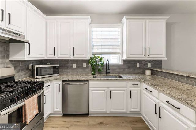 2765 Hamby Street SE, Smyrna, GA 30080