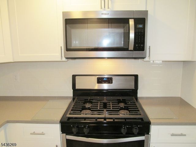 11 Meehan Ave, Raritan Boro, NJ 08869