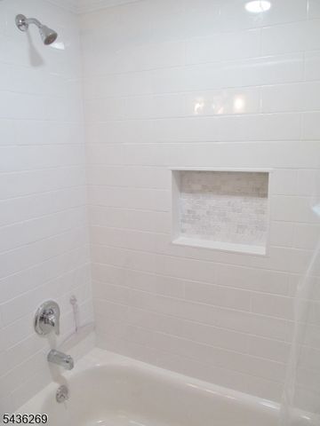 11 Meehan Ave, Raritan Boro, NJ 08869