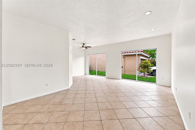 12103 NW 47th Mnr, Coral Springs, FL 33076