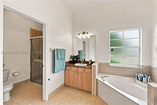 12103 NW 47th Mnr, Coral Springs, FL 33076