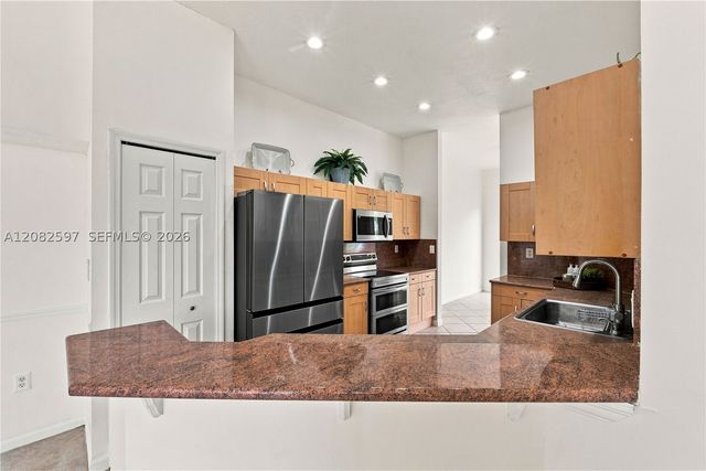 12103 NW 47th Mnr, Coral Springs, FL 33076