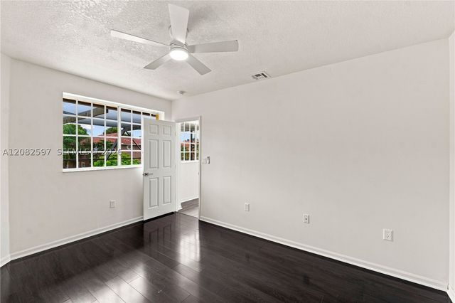 12103 NW 47th Mnr, Coral Springs, FL 33076