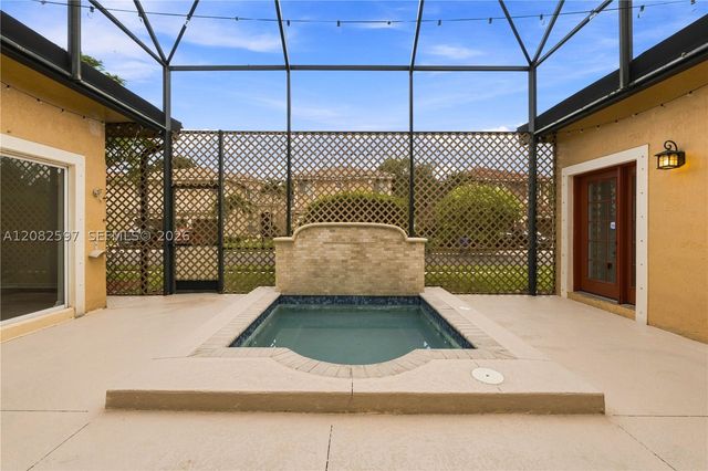 12103 NW 47th Mnr, Coral Springs, FL 33076