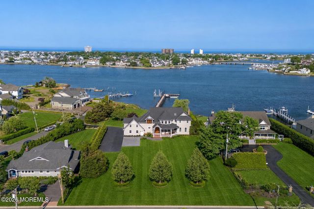 229 Comanche Drive, Oceanport, NJ 07757