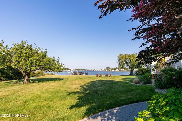 229 Comanche Drive, Oceanport, NJ 07757