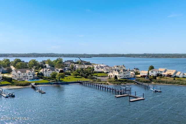 229 Comanche Drive, Oceanport, NJ 07757
