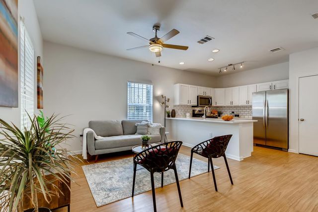 1206 Maple Ave, Austin, TX 78702