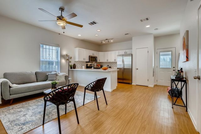 1206 Maple Ave, Austin, TX 78702