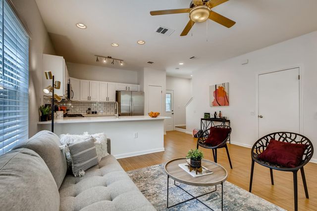 1206 Maple Ave, Austin, TX 78702