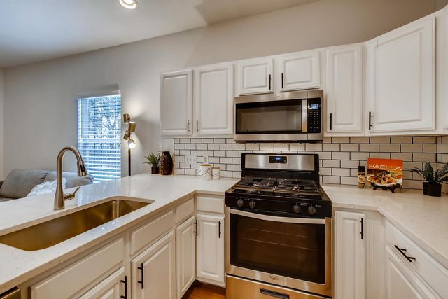 1206 Maple Ave, Austin, TX 78702