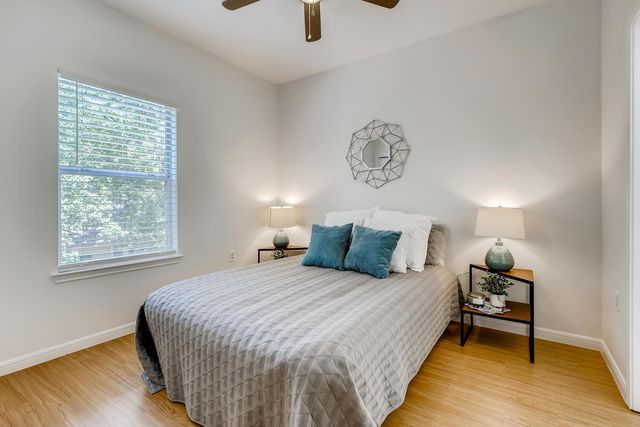 1206 Maple Ave, Austin, TX 78702