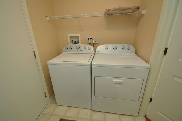 16242 Tomahawk Lake Court, Crest Hill, IL 60403