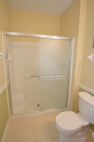 16242 Tomahawk Lake Court, Crest Hill, IL 60403