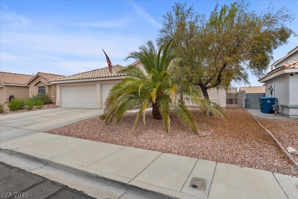 208 Night Fall Terrace, Henderson, NV 89015 — photo 4