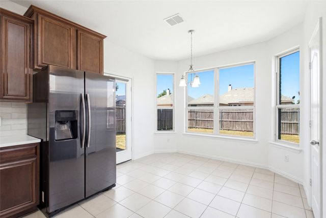 111 Timbershade Drive, Red Oak, TX 75154