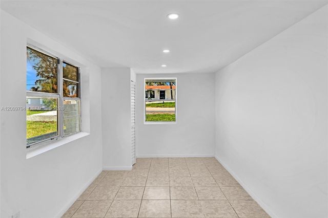 4156 SW 49th Ct 0, Dania Beach, FL 33314