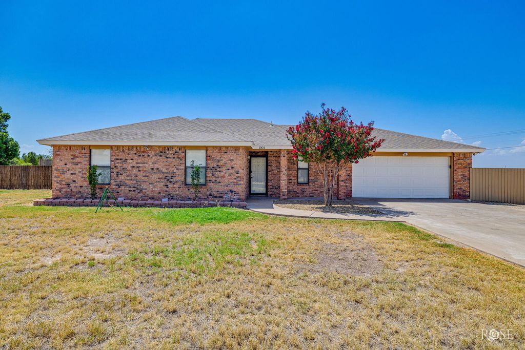 Image 6 of property listing at 1001 Cricket Lane, San Angelo, TX 76905