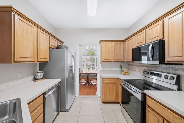 1272 Baker Creek Dr, Spring Hill, TN 37174