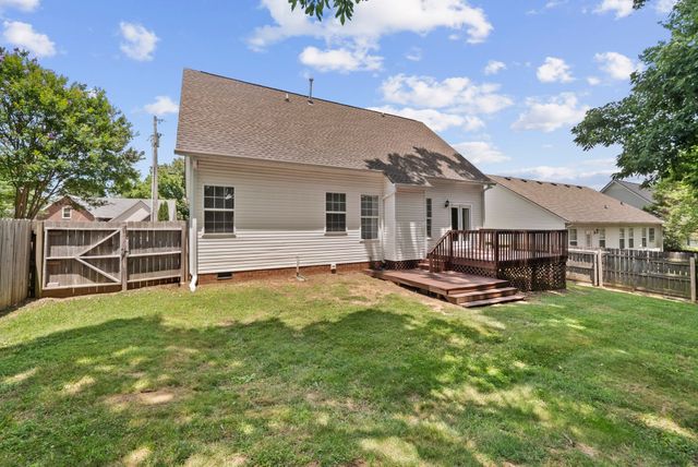 1272 Baker Creek Dr, Spring Hill, TN 37174