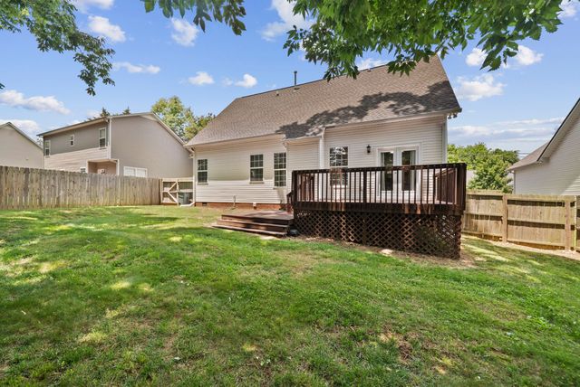 1272 Baker Creek Dr, Spring Hill, TN 37174