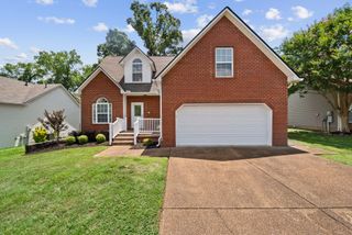 1272 Baker Creek Dr, Spring Hill, TN 37174